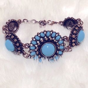 Beautiful Turquoise Inspired Bracelet!